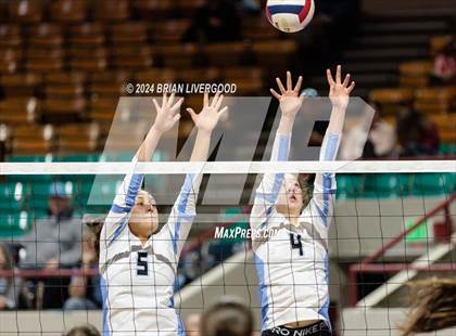 Thumbnail 1 in Pueblo West vs. Pine Creek (CHSAA 5A Round 2) photogallery.