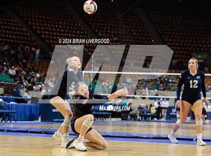 Thumbnail 2 in Pueblo West vs. Pine Creek (CHSAA 5A Round 2) photogallery.