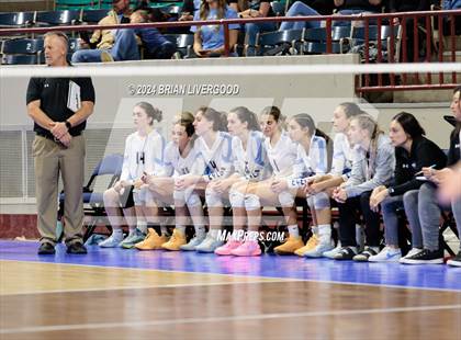 Thumbnail 2 in Pueblo West vs. Pine Creek (CHSAA 5A Round 2) photogallery.