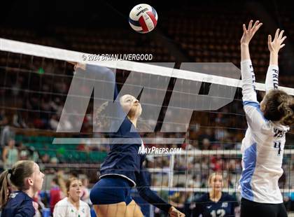 Thumbnail 2 in Pueblo West vs. Pine Creek (CHSAA 5A Round 2) photogallery.