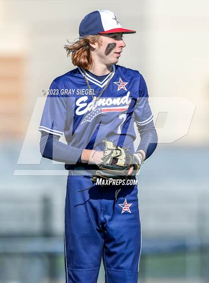 Thumbnail 3 in Edmond North @ Deer Creek photogallery.