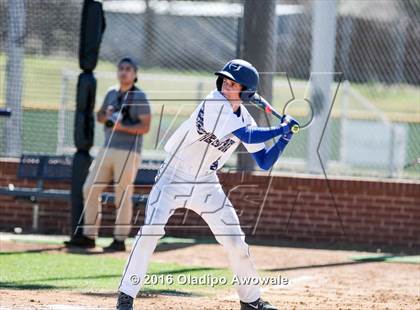 Thumbnail 2 in Creekview @ Hebron photogallery.