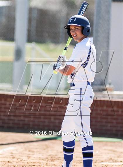 Thumbnail 2 in Creekview @ Hebron photogallery.