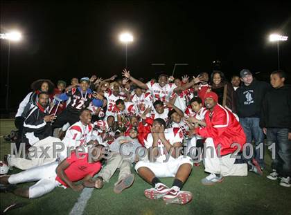 Thumbnail 1 in View Park vs. Animo South Los Angeles (CIF LACS D3 FINAL) photogallery.