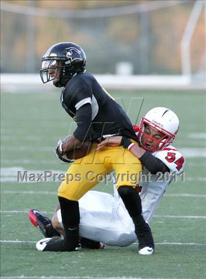 Thumbnail 2 in View Park vs. Animo South Los Angeles (CIF LACS D3 FINAL) photogallery.