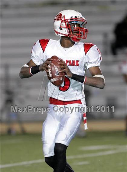 Thumbnail 1 in View Park vs. Animo South Los Angeles (CIF LACS D3 FINAL) photogallery.