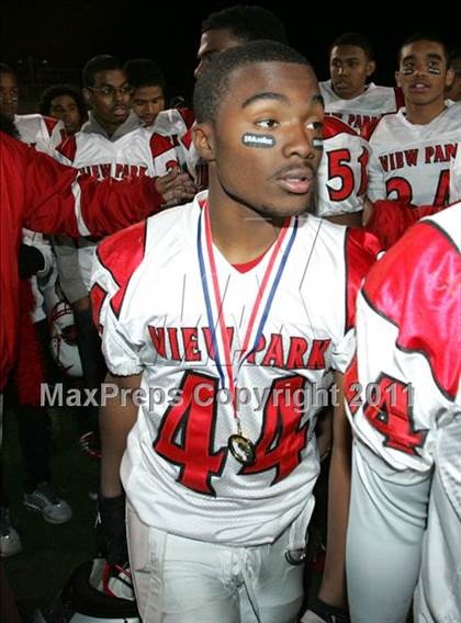 Thumbnail 2 in View Park vs. Animo South Los Angeles (CIF LACS D3 FINAL) photogallery.