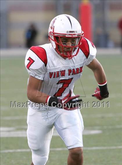 Thumbnail 1 in View Park vs. Animo South Los Angeles (CIF LACS D3 FINAL) photogallery.