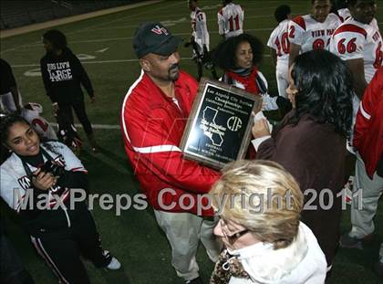 Thumbnail 3 in View Park vs. Animo South Los Angeles (CIF LACS D3 FINAL) photogallery.