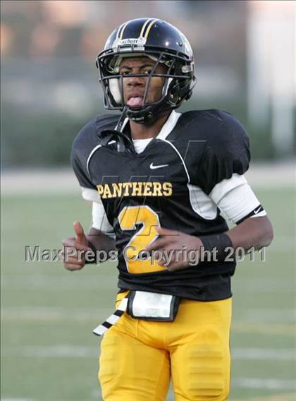 Thumbnail 3 in View Park vs. Animo South Los Angeles (CIF LACS D3 FINAL) photogallery.