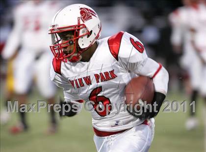 Thumbnail 3 in View Park vs. Animo South Los Angeles (CIF LACS D3 FINAL) photogallery.
