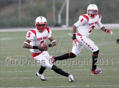 Thumbnail 2 in View Park vs. Animo South Los Angeles (CIF LACS D3 FINAL) photogallery.