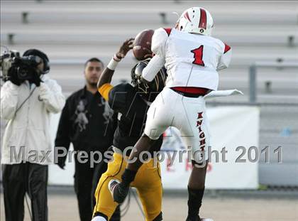 Thumbnail 2 in View Park vs. Animo South Los Angeles (CIF LACS D3 FINAL) photogallery.