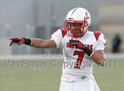 Thumbnail 3 in View Park vs. Animo South Los Angeles (CIF LACS D3 FINAL) photogallery.