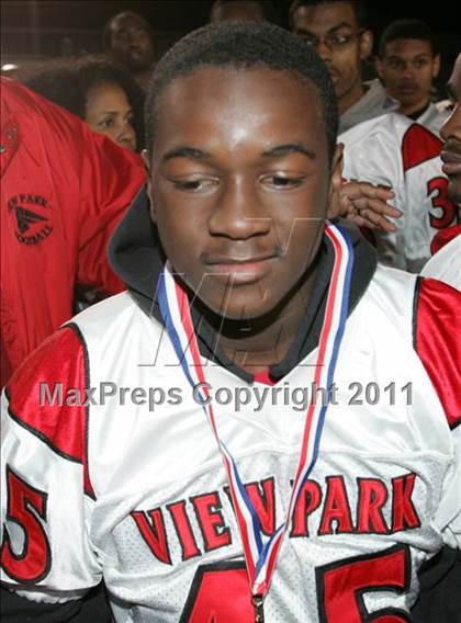 Thumbnail 1 in View Park vs. Animo South Los Angeles (CIF LACS D3 FINAL) photogallery.