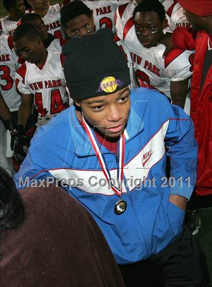 Thumbnail 3 in View Park vs. Animo South Los Angeles (CIF LACS D3 FINAL) photogallery.