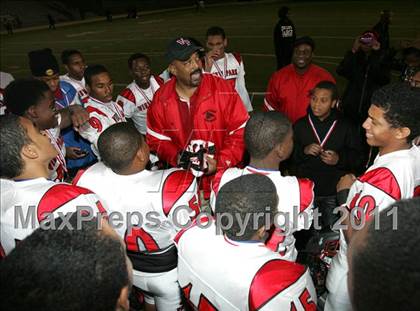 Thumbnail 1 in View Park vs. Animo South Los Angeles (CIF LACS D3 FINAL) photogallery.