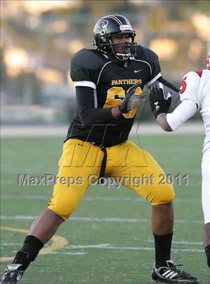 Thumbnail 3 in View Park vs. Animo South Los Angeles (CIF LACS D3 FINAL) photogallery.