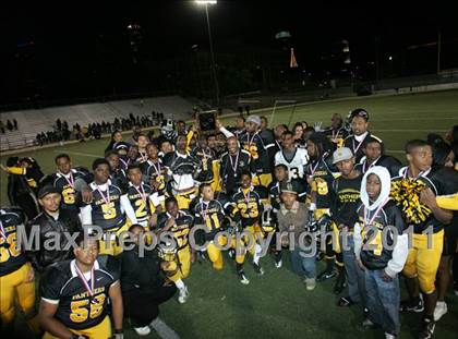 Thumbnail 2 in View Park vs. Animo South Los Angeles (CIF LACS D3 FINAL) photogallery.