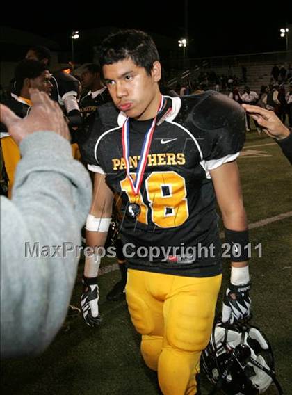Thumbnail 3 in View Park vs. Animo South Los Angeles (CIF LACS D3 FINAL) photogallery.