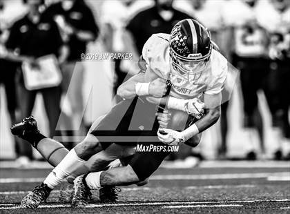 Thumbnail 3 in Vandegrift @ Vista Ridge photogallery.