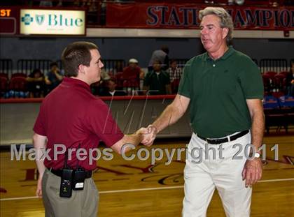 Thumbnail 1 in Northeastern vs. Newton-Conover (NCHSAA 2A Final) photogallery.