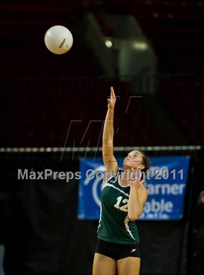 Thumbnail 2 in Northeastern vs. Newton-Conover (NCHSAA 2A Final) photogallery.