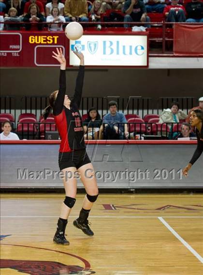Thumbnail 3 in Northeastern vs. Newton-Conover (NCHSAA 2A Final) photogallery.