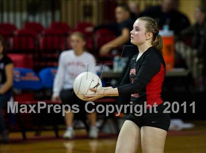 Thumbnail 2 in Northeastern vs. Newton-Conover (NCHSAA 2A Final) photogallery.