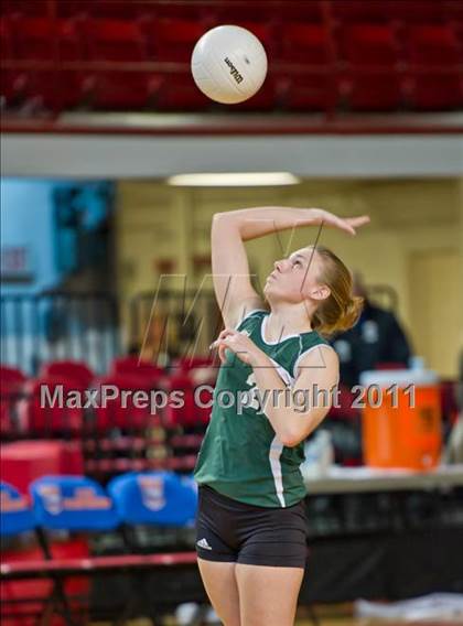 Thumbnail 2 in Northeastern vs. Newton-Conover (NCHSAA 2A Final) photogallery.