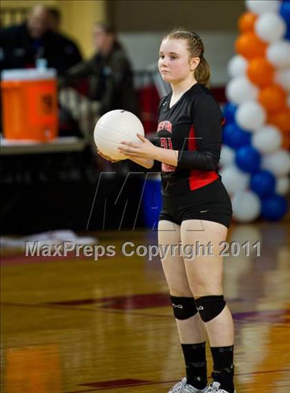 Thumbnail 3 in Northeastern vs. Newton-Conover (NCHSAA 2A Final) photogallery.
