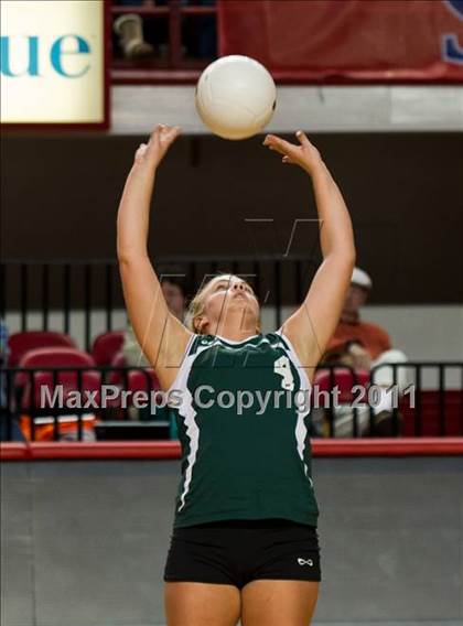 Thumbnail 3 in Northeastern vs. Newton-Conover (NCHSAA 2A Final) photogallery.