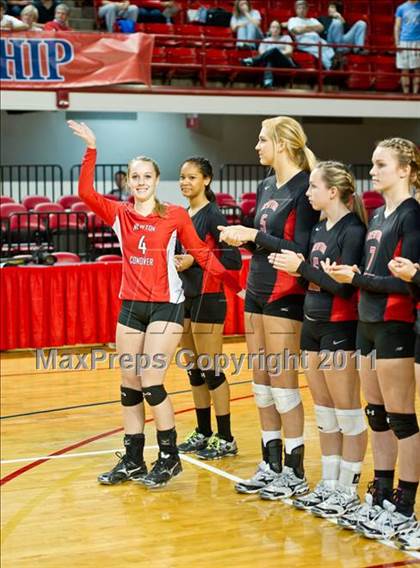 Thumbnail 3 in Northeastern vs. Newton-Conover (NCHSAA 2A Final) photogallery.