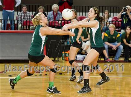 Thumbnail 1 in Northeastern vs. Newton-Conover (NCHSAA 2A Final) photogallery.