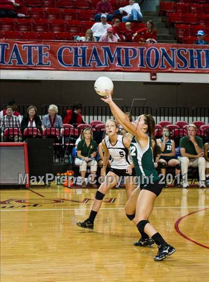 Thumbnail 1 in Northeastern vs. Newton-Conover (NCHSAA 2A Final) photogallery.