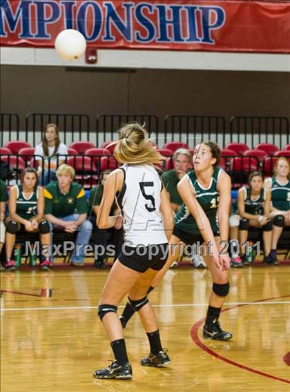 Thumbnail 3 in Northeastern vs. Newton-Conover (NCHSAA 2A Final) photogallery.