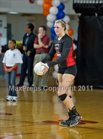 Thumbnail 1 in Northeastern vs. Newton-Conover (NCHSAA 2A Final) photogallery.