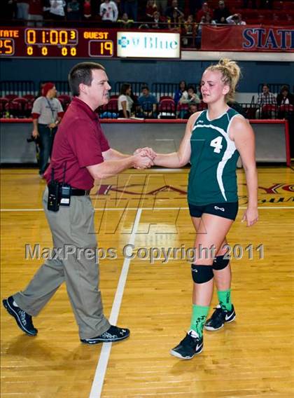Thumbnail 2 in Northeastern vs. Newton-Conover (NCHSAA 2A Final) photogallery.