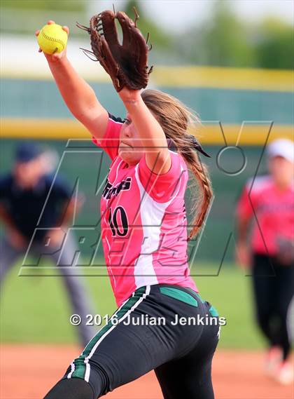 Thumbnail 2 in Eagle vs. Boise photogallery.