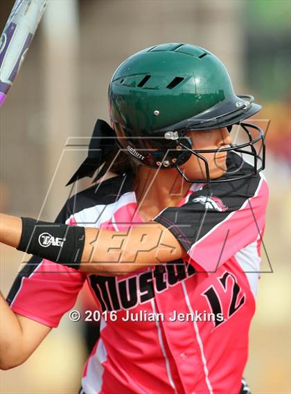 Thumbnail 2 in Eagle vs. Boise photogallery.