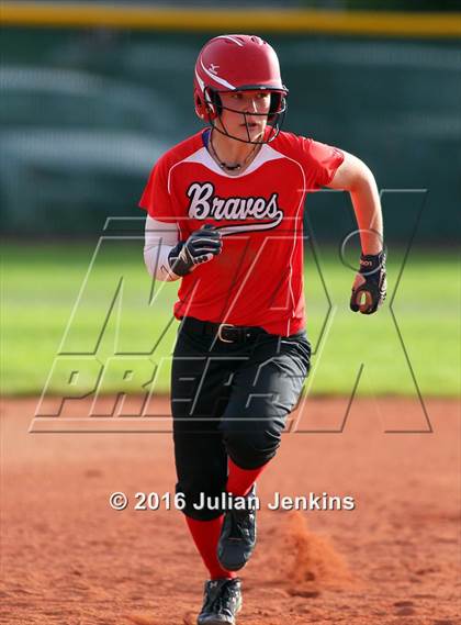Thumbnail 2 in Eagle vs. Boise photogallery.