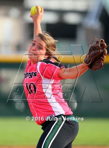 Thumbnail 3 in Eagle vs. Boise photogallery.