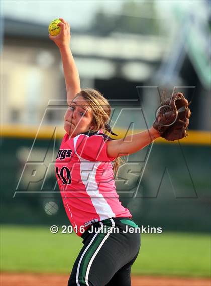 Thumbnail 1 in Eagle vs. Boise photogallery.