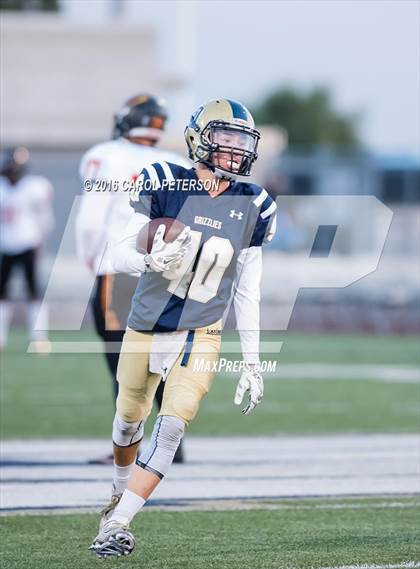 Thumbnail 3 in Etiwanda @ Los Osos photogallery.