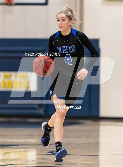 Thumbnail 3 in Davis vs Laguna Creek (Trojan Toss-Up) photogallery.