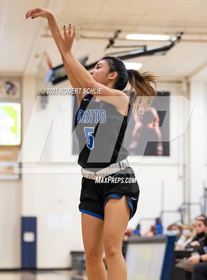 Thumbnail 1 in Davis vs Laguna Creek (Trojan Toss-Up) photogallery.