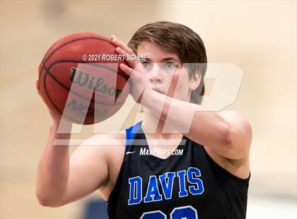 Thumbnail 3 in Davis vs Laguna Creek (Trojan Toss-Up) photogallery.