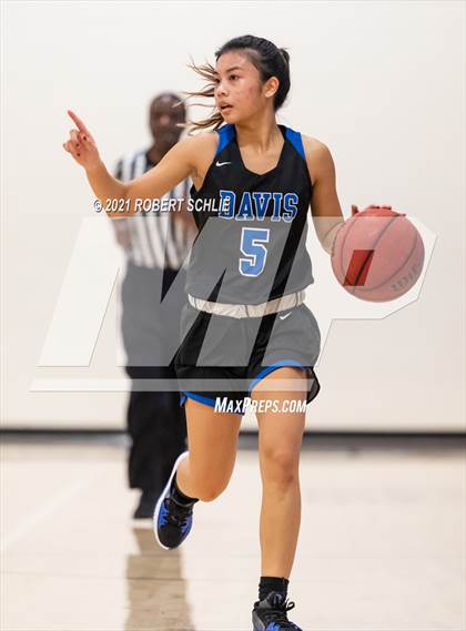 Thumbnail 1 in Davis vs Laguna Creek (Trojan Toss-Up) photogallery.