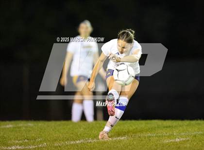 Thumbnail 2 in Bishop Ludden vs Altmar-Parish-Williamstown photogallery.