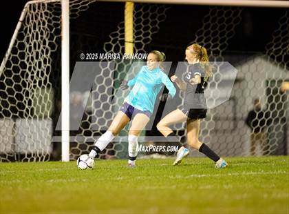 Thumbnail 2 in Bishop Ludden vs Altmar-Parish-Williamstown photogallery.